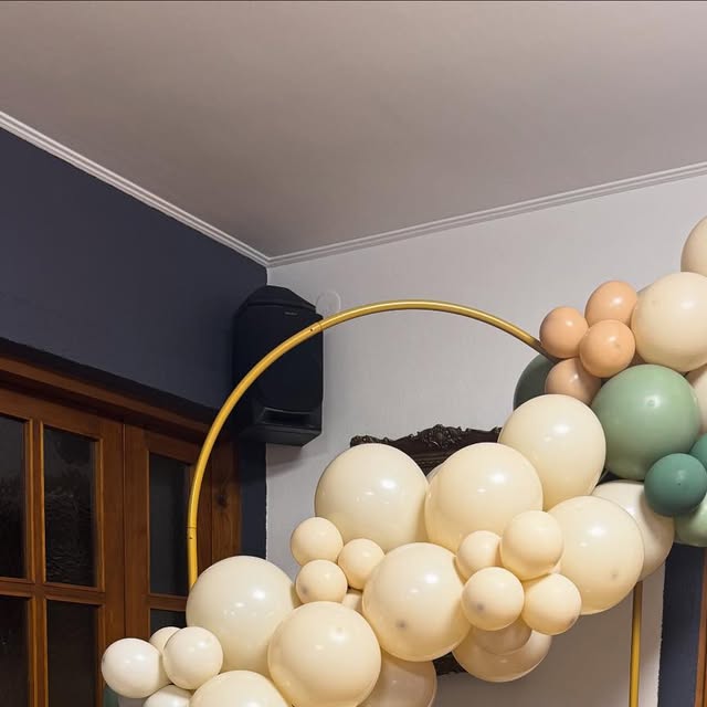 Balon buketi u prirodnim tonovima